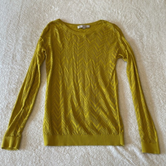 Loft Sweater - Picture 1 of 2